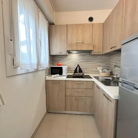 Apartment Beautiful Three-room On The First Floor Of A With Garden