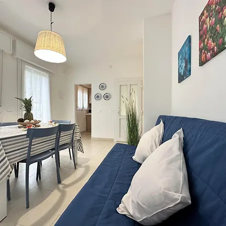 Beautiful Three-room On The First Floor Of A With Garden