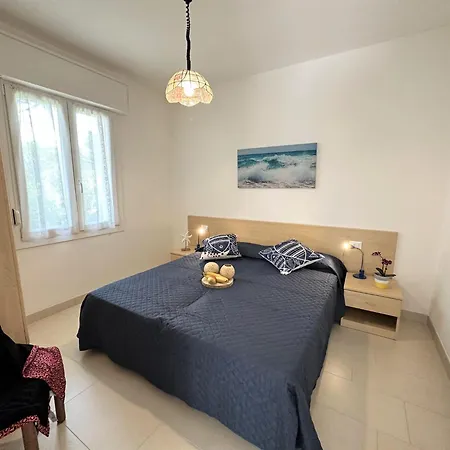 Apartment Beautiful Three-room On The First Floor Of A With Garden *