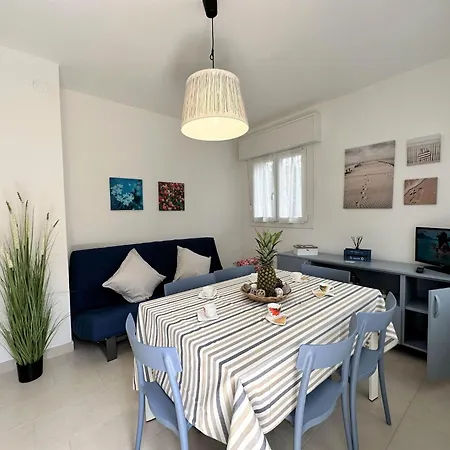 Beautiful Three-room On The First Floor Of A With Garden Apartment Lignano Sabbiadoro